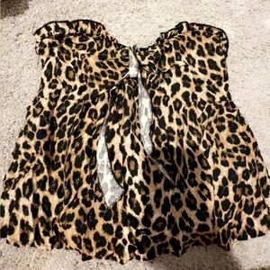 Leopard Print Sleeveless Top